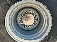 Belshina radial - 28.1 r26 banden met velg (2x) - afbeelding 2 van  7