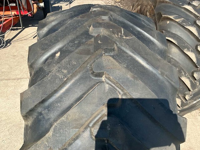 Belshina radial - 28.1 r26 banden met velg (2x) - afbeelding 7 van  7