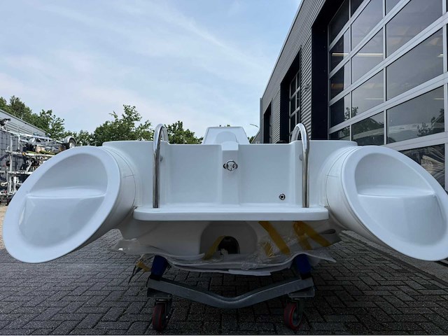 Beluga jet rib boot - afbeelding 12 van  13