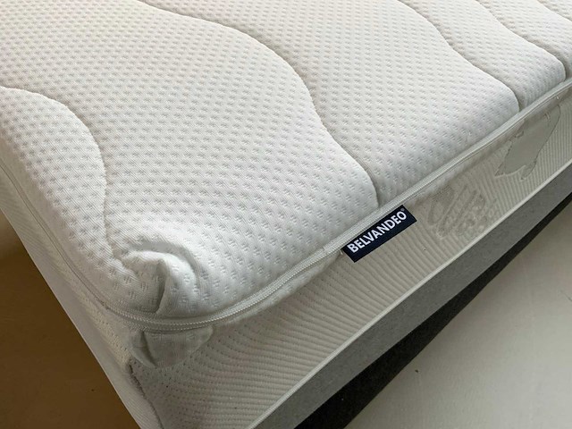 Belvandeo - labyrinth exclusive topper b90 x l200 cm - afbeelding 6 van  8