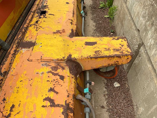 Bema 35 dual straatveegmachine - afbeelding 16 van  25