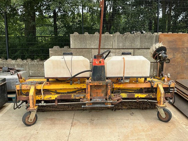 Bema 35 dual straatveegmachine - afbeelding 2 van  25