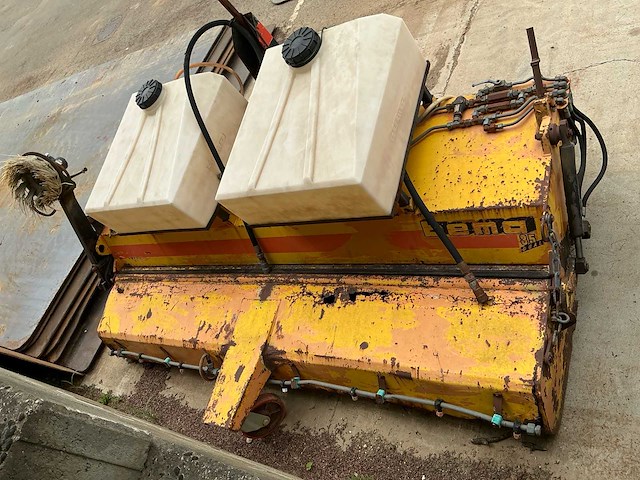 Bema 35 dual straatveegmachine - afbeelding 7 van  25