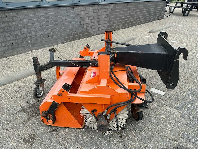 Bema hydraulische rolbezem - afbeelding 4 van  7