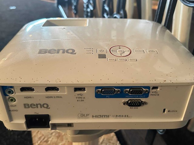 Ben - beamer met afstandsbediening - afbeelding 2 van  3