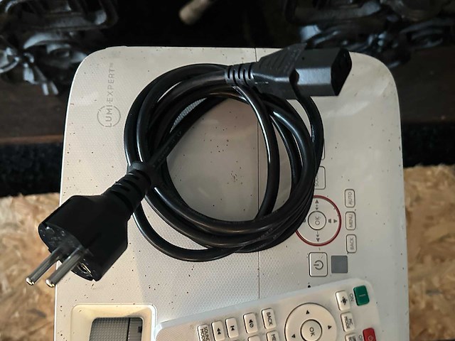 Ben - beamer met afstandsbediening - afbeelding 3 van  3