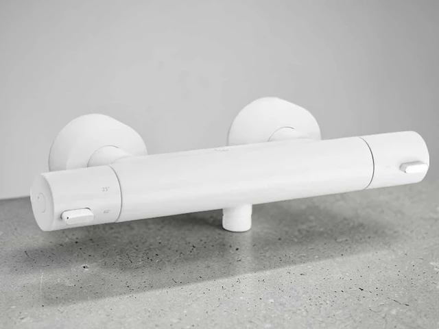 Ben lavion douchethermostaatkraan mat wit chroom coldtouch - afbeelding 1 van  13