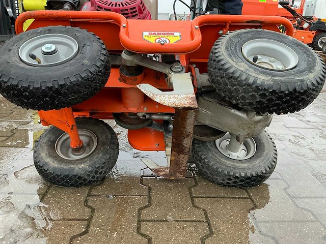 Benassi turf cutter 300 graszodensnijder - afbeelding 7 van  7