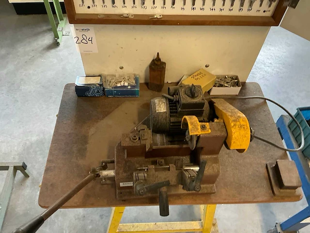 Benco 85r sleutelkopieer machine - afbeelding 3 van  6