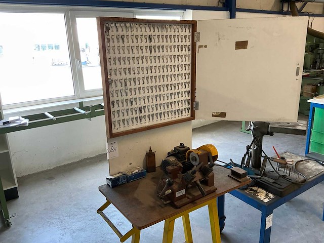 Benco 85r sleutelkopieer machine - afbeelding 1 van  6