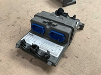 Bendix anti-lock brake control - afbeelding 10 van  11