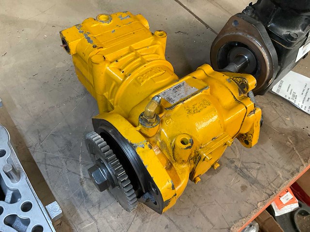 Bendix compressor - afbeelding 1 van  4