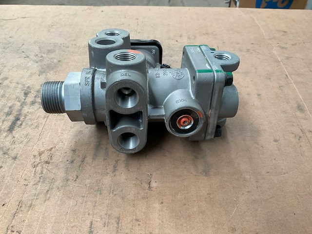 Bendix spring brake actuator - afbeelding 2 van  6