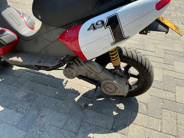 Benelli bromscooter brommer - afbeelding 2 van  13