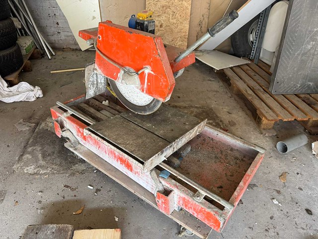 Benetiere - tegelzaagmachine - afbeelding 4 van  8