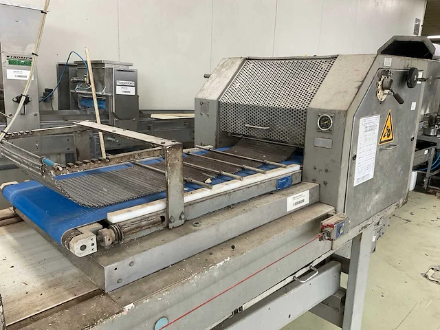 Benier - opmaakmachine (c) - afbeelding 7 van  10
