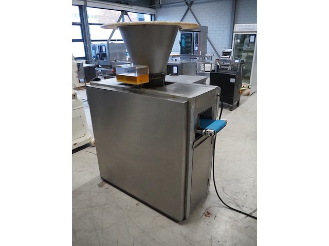 Benier - afbeelding 3 van  8