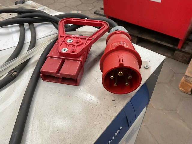 Benning tebetron acculader - afbeelding 3 van  4