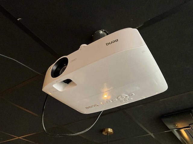 Benq - beamer - afbeelding 2 van  9