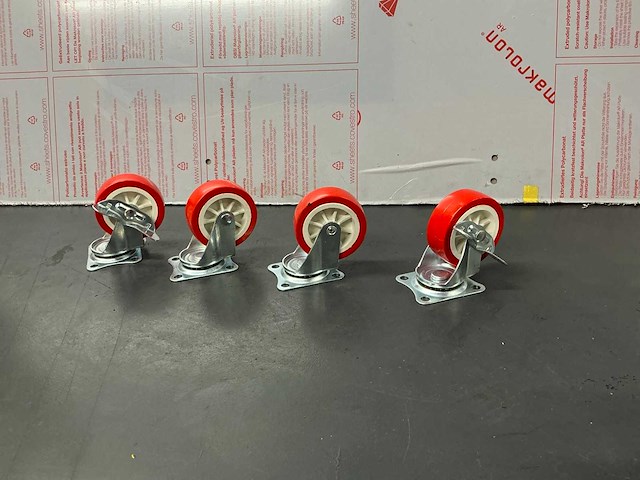 Benson 75 mm zwenkwielset - afbeelding 1 van  7
