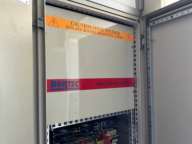 Bentec partij besturingskasten in container - afbeelding 4 van  48