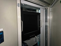 Bentec partij besturingskasten in container - afbeelding 36 van  48