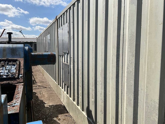 Bentec partij besturingskasten in container - afbeelding 43 van  48
