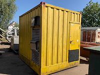 Bentec partij besturingskasten in container - afbeelding 1 van  7