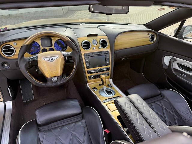 Bentley - 2008 - continental - gtc mansory - personenauto - afbeelding 12 van  15