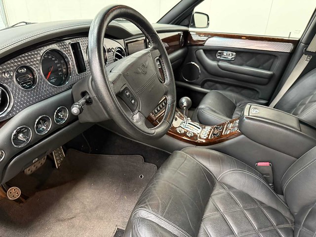 Bentley - arnage - v8- youngtimer - 2002 - afbeelding 9 van  47