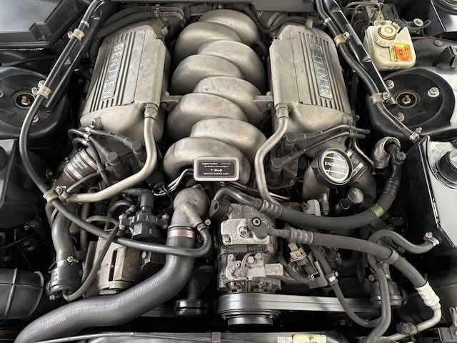 Bentley - arnage - v8- youngtimer - 2002 - afbeelding 28 van  47