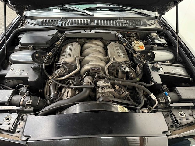 Bentley - arnage - v8- youngtimer - 2002 - afbeelding 29 van  47