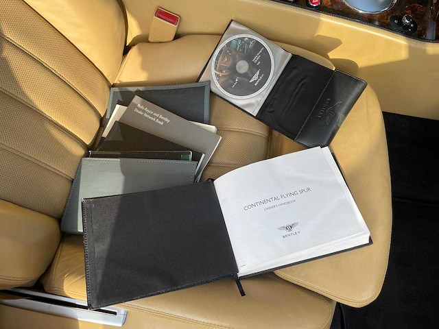Bentley - continental flying spur - 6.0 w12 - 27-sh-rz - 2006 - afbeelding 18 van  30