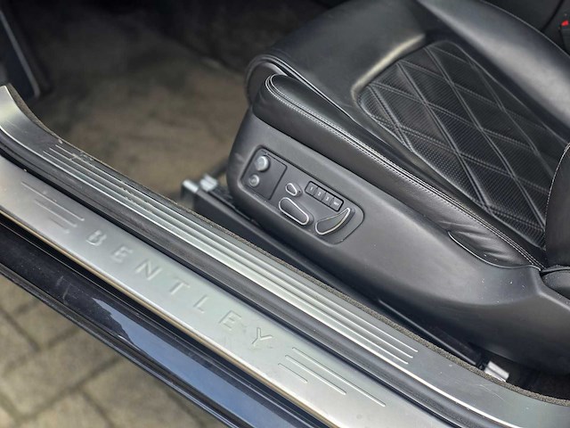 Bentley - continental gt - 4.0 v8 - 2013 - 4 zits - personenauto - r-215-lk - afbeelding 3 van  24