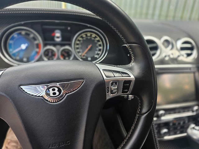 Bentley - continental gt - 4.0 v8 - 2013 - 4 zits - personenauto - r-215-lk - afbeelding 10 van  24