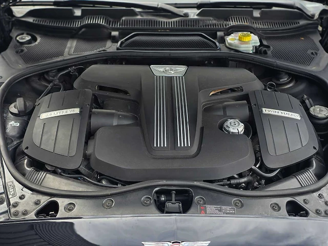 Bentley - continental gt - 4.0 v8 - 2013 - 4 zits - personenauto - r-215-lk - afbeelding 28 van  34