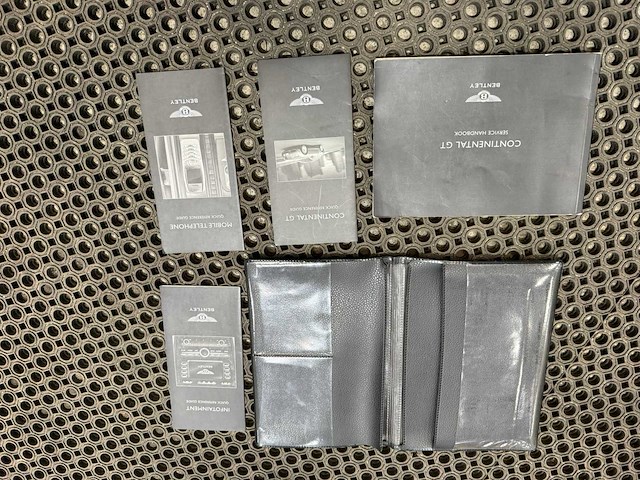 Bentley - continental gt - 6.0 w12 - personenauto - 2005 - afbeelding 18 van  36