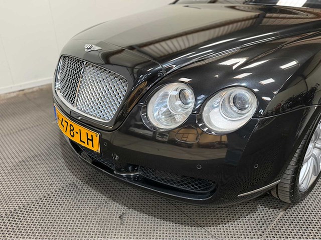 Bentley - continental gt - 6.0 w12 - personenauto - 2005 - afbeelding 3 van  36