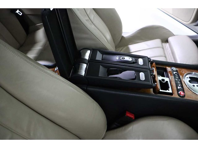 Bentley - continental gt 6.0 w12 twin turbo - afbeelding 8 van  17