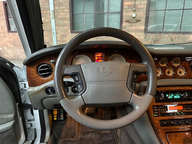 Bentley arnage 6.8 v8 2004 - afbeelding 19 van  39