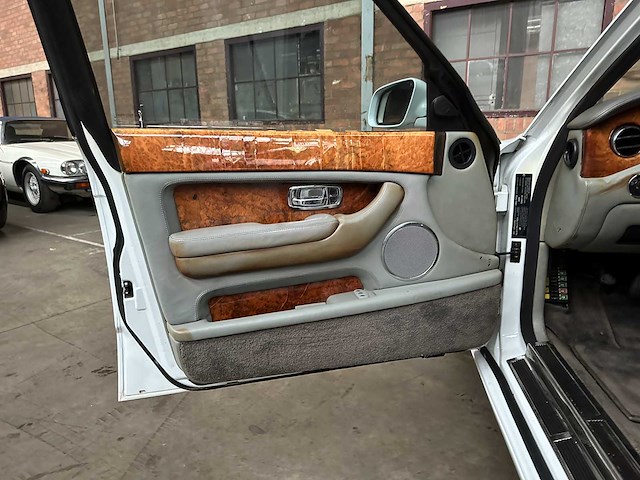 Bentley arnage 6.8 v8 2004 - afbeelding 30 van  39