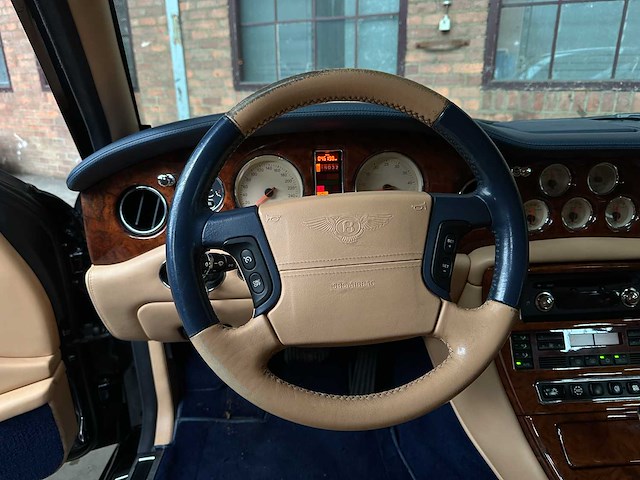 Bentley arnage 6.8 v8 red label 405pk 2001 (origineel-nl), 31-gn-kd - afbeelding 11 van  47