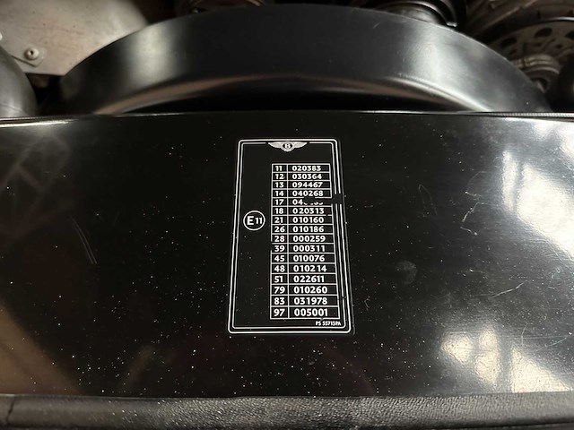 Bentley arnage 6.8 v8 red label 405pk 2001 (origineel-nl), 31-gn-kd - afbeelding 33 van  47