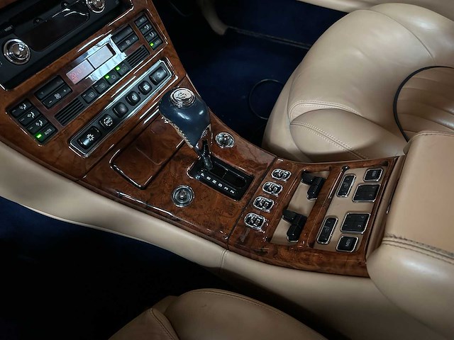 Bentley arnage 6.8 v8 red label 405pk 2001 (origineel-nl), 31-gn-kd - afbeelding 9 van  47