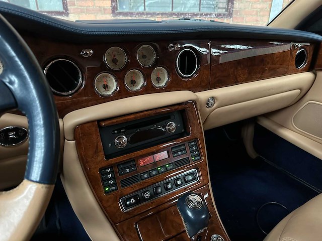 Bentley arnage 6.8 v8 red label 405pk 2001 (origineel-nl), 31-gn-kd - afbeelding 17 van  37