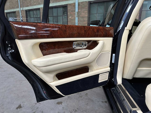 Bentley arnage red label 6.7 v8 2000 - afbeelding 21 van  44