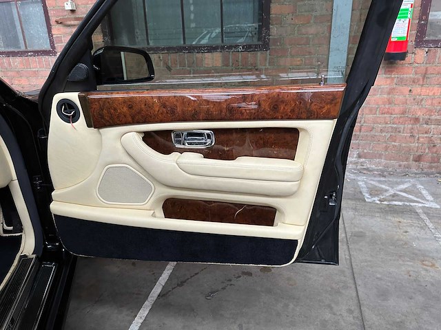 Bentley arnage red label 6.7 v8 2000 - afbeelding 31 van  44