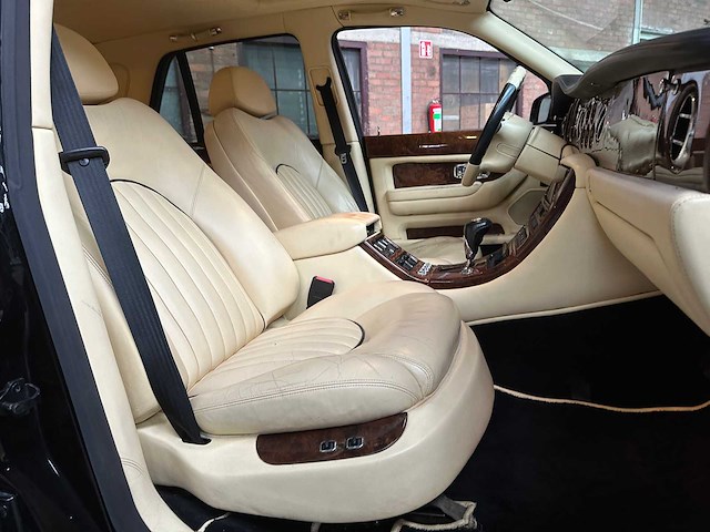 Bentley arnage red label 6.7 v8 2000 - afbeelding 37 van  44