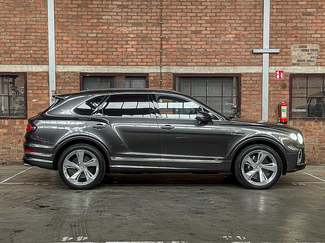 Bentley bentayga 4.0 v8 first-edition 550pk 2021 - afbeelding 12 van  104