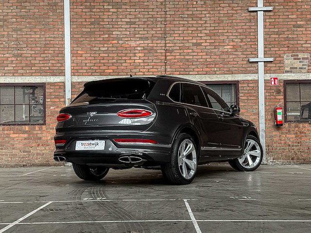 Bentley bentayga 4.0 v8 first-edition 550pk 2021 - afbeelding 14 van  104